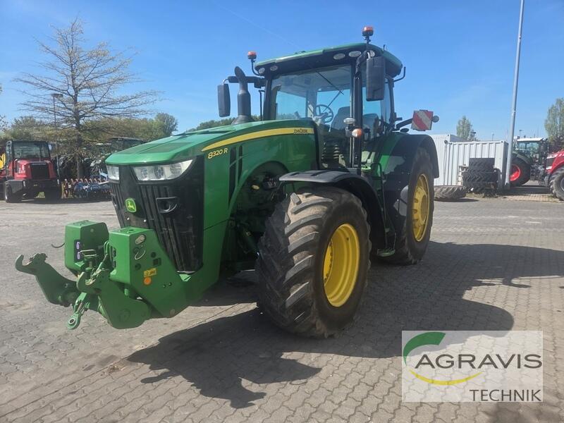 JD 8320R
