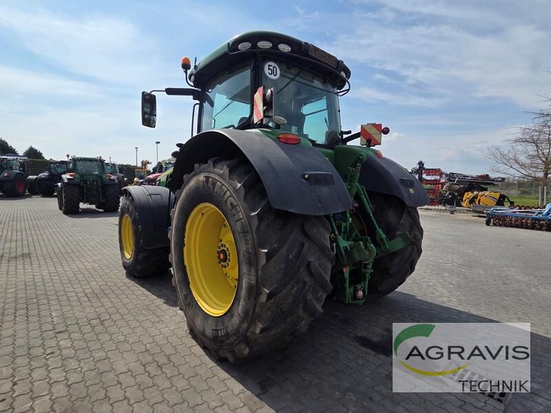 JD 8320R