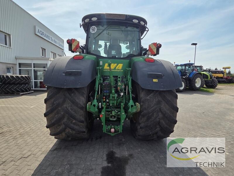 JD 8320R