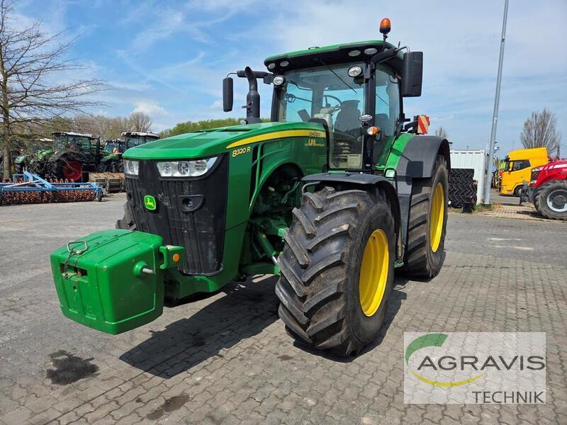 JD 8320R